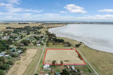 Farm Sold - VIC - Beeac - 3251 - LAND BANK, DEVELOP OR BUILD  (Image 2)