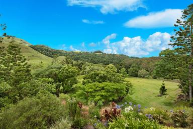 Farm For Sale - QLD - Bald Knob - 4552 - SPECTACULAR VIEWS - CONTEMPORARY HOME - USEABLE ACRES  (Image 2)
