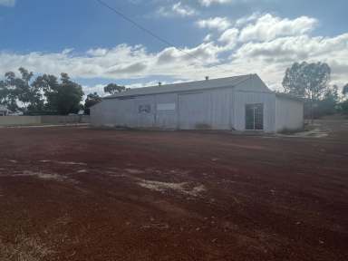 Farm Sold - WA - Williams - 6391 - The Garage  (Image 2)