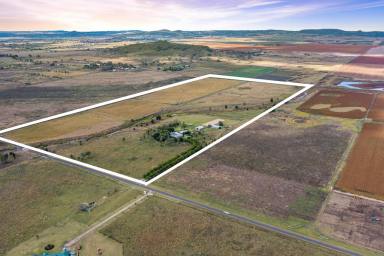 Farm Sold - QLD - Westbrook - 4350 - Your Rural Lifestyle Awaits... Welcome to "Middle Walk"  (Image 2)
