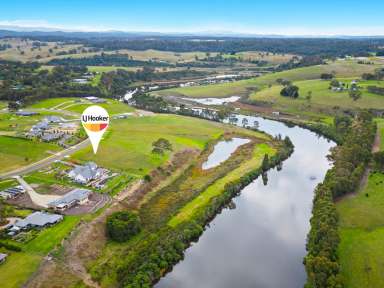 Farm For Sale - VIC - Nicholson - 3882 - ON THE NICHOLSON RIVER  (Image 2)