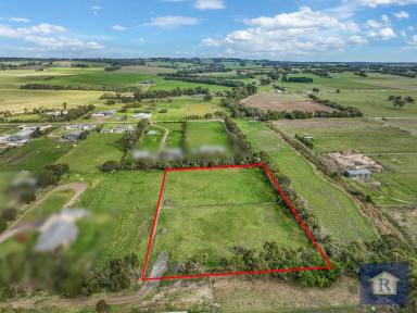Farm Sold - VIC - Elliminyt - 3250 - Space will not be an issue…!  (Image 2)