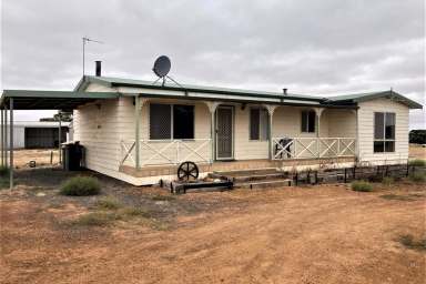 Farm Sold - WA - Nyabing - 6341 - Three Bedroom Home on Acreage  (Image 2)