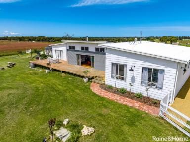 Farm Sold - SA - Goolwa North - 5214 - Off-grid country chic with rural views, river access & town in a stone's throw.  (Image 2)