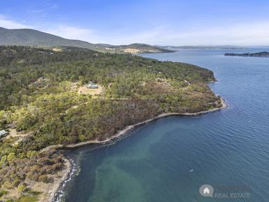 4 Paraweena Road, Alonnah, Bruny Island TAS 7150