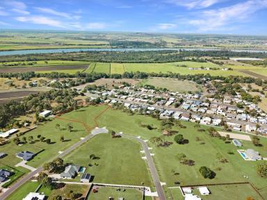 Farm Sold - QLD - Gooburrum - 4670 - 9921m2 WITH TOWN WATER AND POTENTIAL TO CONNECT TO SEWER  (Image 2)