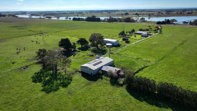 Farm For Sale - VIC - Pearsondale - 3851 - VERSATILE FARM WITH ABSOLUTE RIVER FRONTAGE CLOSE TO THE CITY OF SALE  (Image 2)
