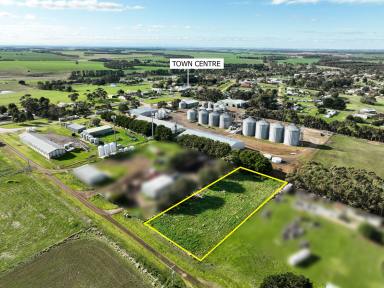 Farm For Sale - VIC - Lismore - 3324 - THE TRUCK STOPS HERE!!!  (Image 2)