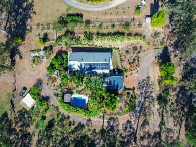 Farm Sold - NSW - Yarravel - 2440 - Tropical Oasis in Yarravel with Pool on 1.1Ha (2.5Ac)  (Image 2)