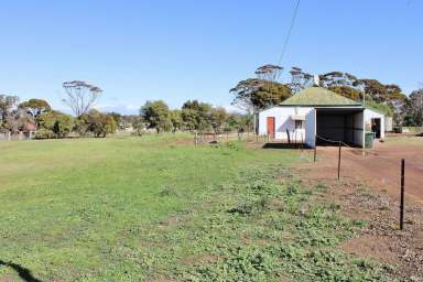 Farm Sold - WA - Wagin - 6315 - Prime Position  (Image 2)