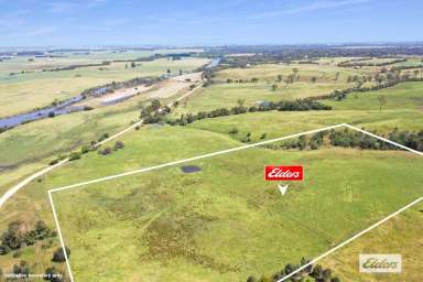 Farm For Sale - VIC - Stratford - 3862 - Small strategically located acreage with impressive views  (Image 2)