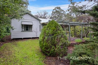 Farm Sold - WA - Glen Forrest - 6071 - The Ultimate Cosy Woodland Cottage  (Image 2)