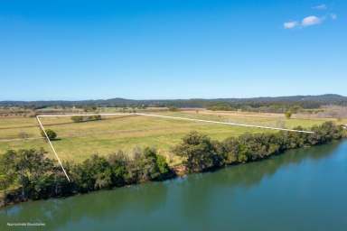 Farm Sold - NSW - Rawdon Island - 2446 - HASTINGS RIVER FRONTAGE – RAWDON ISLAND  (Image 2)