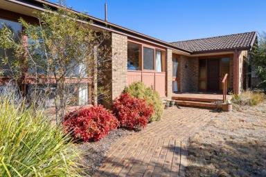 Farm Sold - NSW - Cooma - 2630 - Single Level Easy- Care Home  (Image 2)