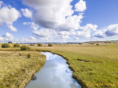 Farm For Sale - NSW - Glen Innes - 2370 - Acreage with Beardy Waters frontage  (Image 2)