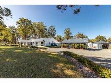 Farm Sold - NSW - Failford - 2430 - A BEAUTIFUL HOME READY FOR A NEW OWNER  (Image 2)