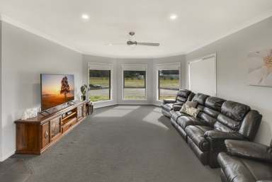 Farm For Sale - VIC - Lower Norton - 3401 - Room To Move 10km to Horsham  (Image 2)