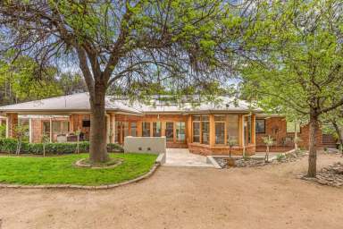 Farm Sold - VIC - Strathfieldsaye - 3551 - The ultimate family retreat  (Image 2)