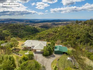 Farm For Sale - NSW - Lochiel - 2549 - LIVING ON TOP OF THE WORLD  (Image 2)