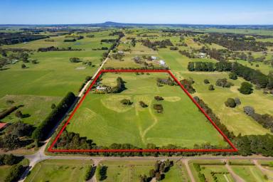 Farm Sold - VIC - Hamilton - 3300 - LIFESTYLE – FARMING – INVESTMENT OPPORTUNITY  (Image 2)