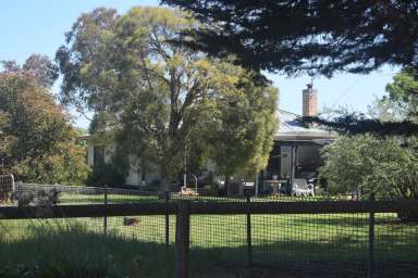 Farm For Sale - VIC - Skipton - 3361 - "Karingal" Premium Mixed Farm in Well Held Area  (Image 2)