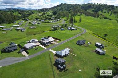 Farm Sold - QLD - Chatsworth - 4570 - Near new 4 brm home on 1 acre - large shed!  (Image 2)