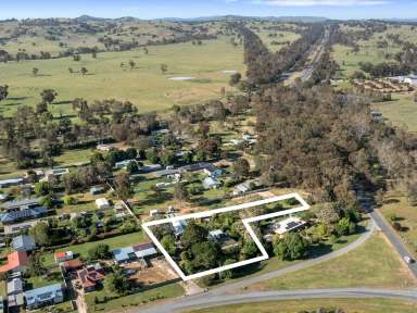 Farm For Sale - VIC - Avenel - 3664 - Vendor Say's Sell  (Image 2)