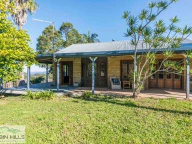 Farm For Sale - NSW - Homeleigh - 2474 - Perfect Lifestyle Farmlet  (Image 2)