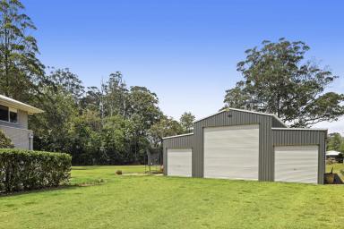 Farm Sold - QLD - Cabarlah - 4352 - Size and Style - Luxury Living and a Massive Shed!  (Image 2)
