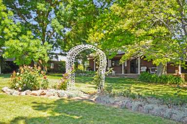 Farm For Sale - NSW - Tumbarumba - 2653 - Omaroo - a rural retreat  (Image 2)