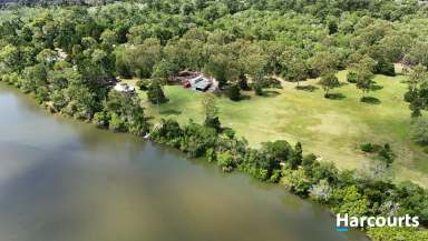 Farm For Sale - QLD - Woodgate - 4660 - 320 METERS OF RIVER FRONTAGE - JETTY & BUSH BOAT RAMP  (Image 2)