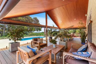 Farm Sold - WA - Bullsbrook - 6084 - 5 Acre Lifestyle Bliss With Stunning Home  (Image 2)