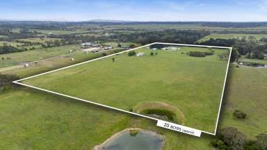 Farm For Sale - VIC - Moorooduc - 3933 - Spacious Family Home On 20 Blissful Acres  (Image 2)