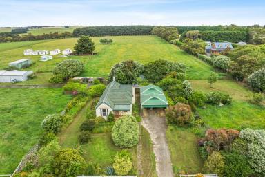 Farm Sold - VIC - Southern Cross - 3283 - Amazing Lifestyle Opportunity  (Image 2)