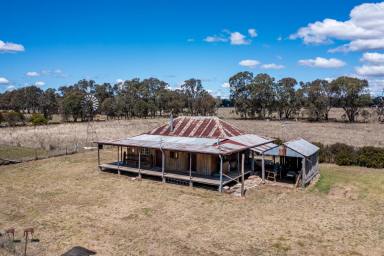 Farm Sold - NSW - Cooyal - 2850 - Worrowong Cottage  (Image 2)