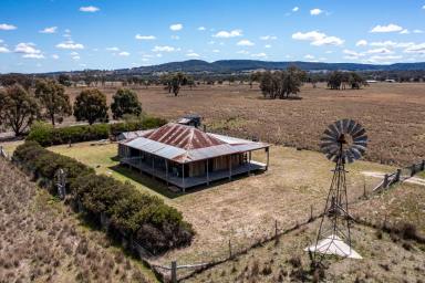 Farm Sold - NSW - Cooyal - 2850 - Worrowong Cottage  (Image 2)