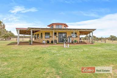 Farm Sold - WA - Redmond - 6327 - A Convenient Country Lifestyle  (Image 2)