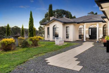 Farm For Sale - VIC - Woodend - 3442 - Exceptional Country Living on 3.76 acres  (Image 2)