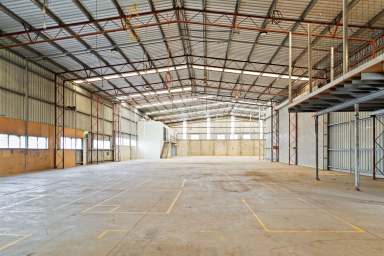 Farm For Sale - QLD - Wilsonton - 4350 - Impressive Industrial Facility with Warehousing, Showroom and Office  (Image 2)