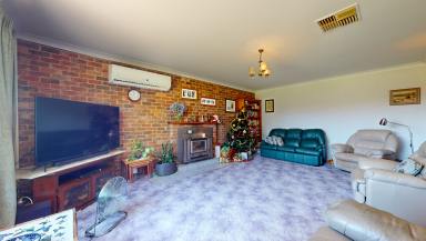 Farm For Sale - NSW - Dubbo - 2830 - The Rural Life Close To Town  (Image 2)