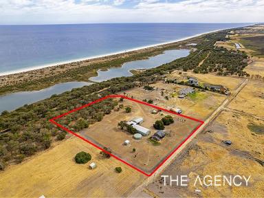 Farm Sold - WA - Wonnerup - 6280 - 4 Bedroom 2 Home on Acreage by the Sea  (Image 2)