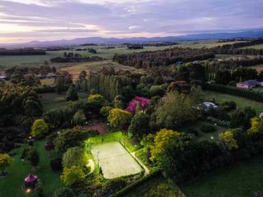 Farm For Sale - VIC - Drouin West - 3818 - "Serious buyers encouraged to inspect and submit their best offer."  (Image 2)