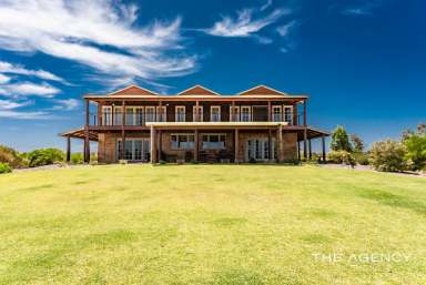 Farm For Sale - WA - Kalbarri - 6536 - Huge price reduction - Size, Space & Stunning Coastal Views  (Image 2)