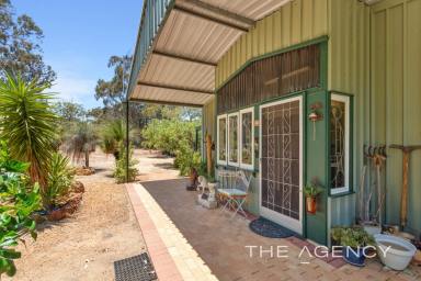 Farm For Sale - WA - Coondle - 6566 - "Simply Country"  (Image 2)
