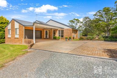 Farm Sold - NSW - Rainbow Flat - 2430 - Luxurious Retreat in Idlewoods Estate: Modern Living on 3.22 Acres  (Image 2)
