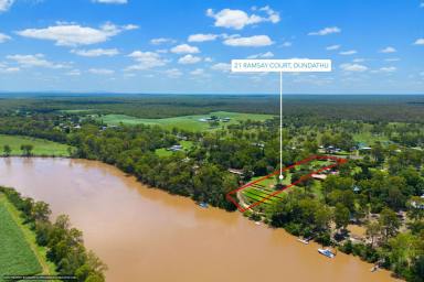Farm For Sale - QLD - Dundathu - 4650 - ABSOLUTE WATERFRONT ACREAGE  (Image 2)