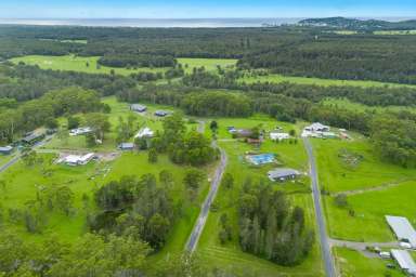 Farm For Sale - NSW - Crescent Head - 2440 - Rare As Hen’s Teeth – 2.5 Acre Dream Vacant Block!  (Image 2)