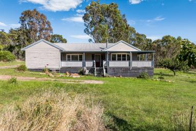 Farm For Sale - VIC - Heathcote - 3523 - RURAL LIVING AT ITS FINEST  (Image 2)