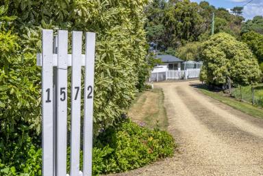 Farm Sold - TAS - Nubeena - 7184 - Imagine Discovering Your Own Coastal Sanctuary. Immaculate, Inviting, and Low Maintenance Gem in the Heart of a Seaside Community.  (Image 2)