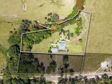 Farm Sold - NSW - Glen Martin - 2321 - Just Divine!  (Image 2)